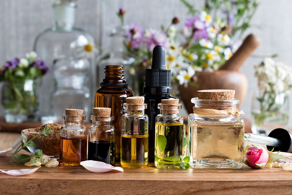 Aromapflege für Kinder - Ätherische Öle in der Pädiatrie